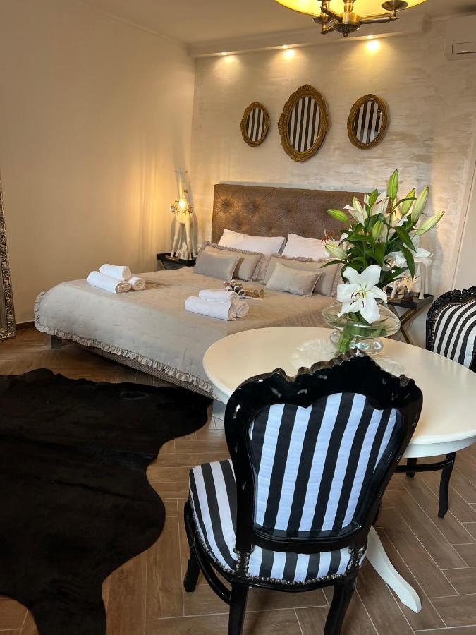 La Dolce Vita Luxury Apartments With Best Free Private Parking In City Center พูลา ภายนอก รูปภาพ
